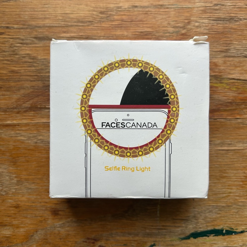 Faces Canada Selfie Ring Light